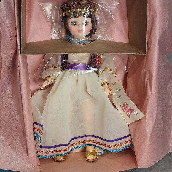Vintage Madame Alexander Doll Salome‎ Girl 1412 - Box kept - Picture 1 of 8